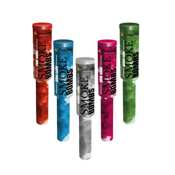 Cinq fumigènes de différentes couleurs émettant de la fumée dense.